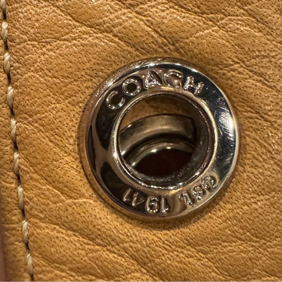 Coach Camel Brown Soft Pebble Leather Bag  L0693-F03796 - Picture 15 of 15